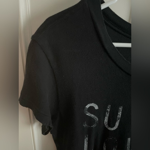 Distressed tee - Picture 3 of 3